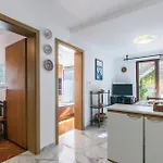 2 Bedroom In Apartment *