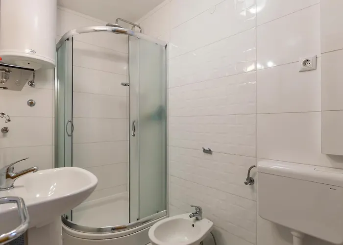 2 Bedroom In Apartamento Pula